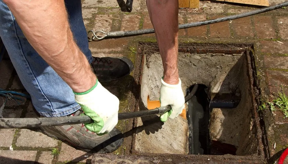 Pourquoi appeler PVFS Assainissement pour un débouchage canalisation 41 ?